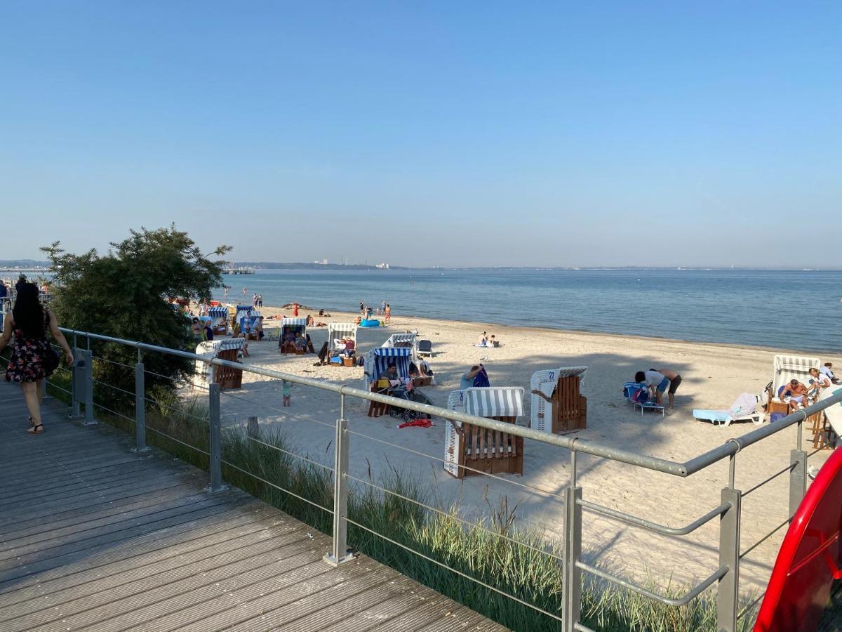 Studio Mit Panorama-Meerblick Und Direkter Strandlage In 샬베우츠 외부 사진